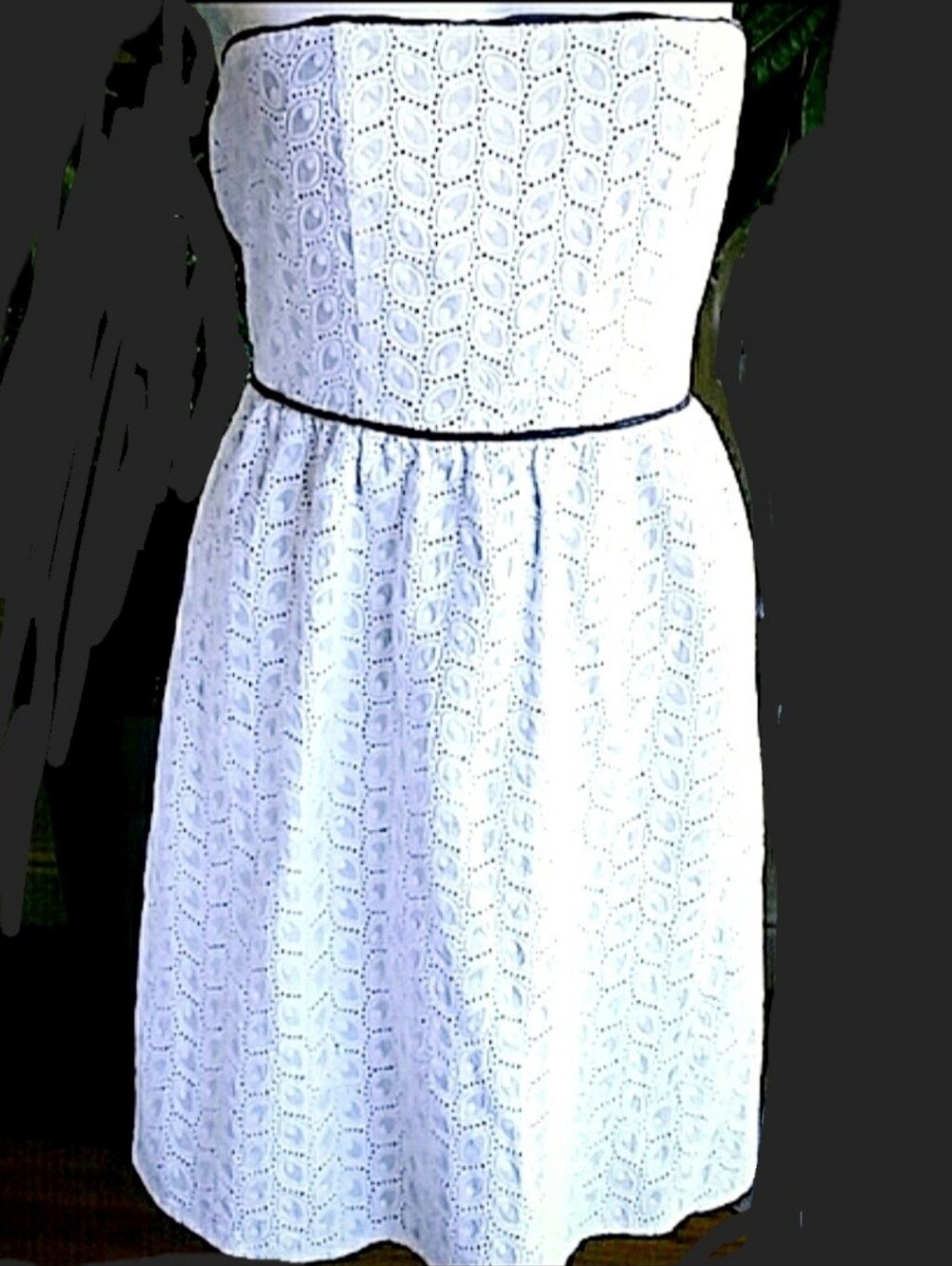 Esley Floral Eylet 100% Cotton Dress Strapless Fit And Flare Size Large